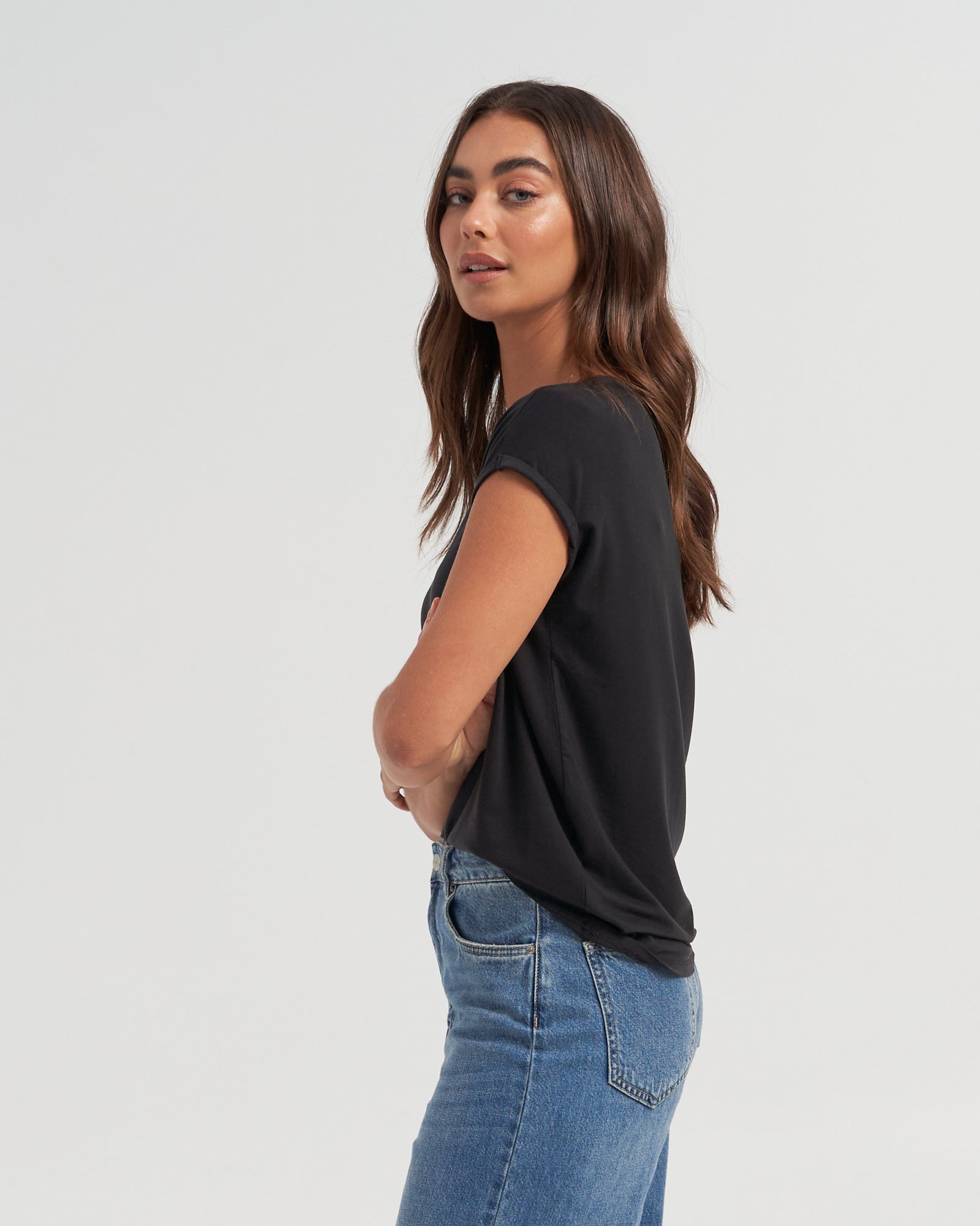 VMAVA T-SHIRT